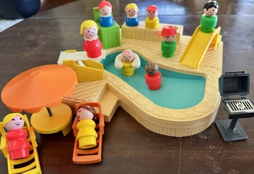 Vintage 1986 Little People Swimming Pool Set #2526 Complete + Extras