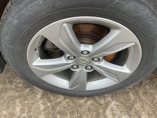 Used Wheel fits: 2018 Honda Odyssey 18x7-1/2 alloy 5 spoke w/o machined face lig