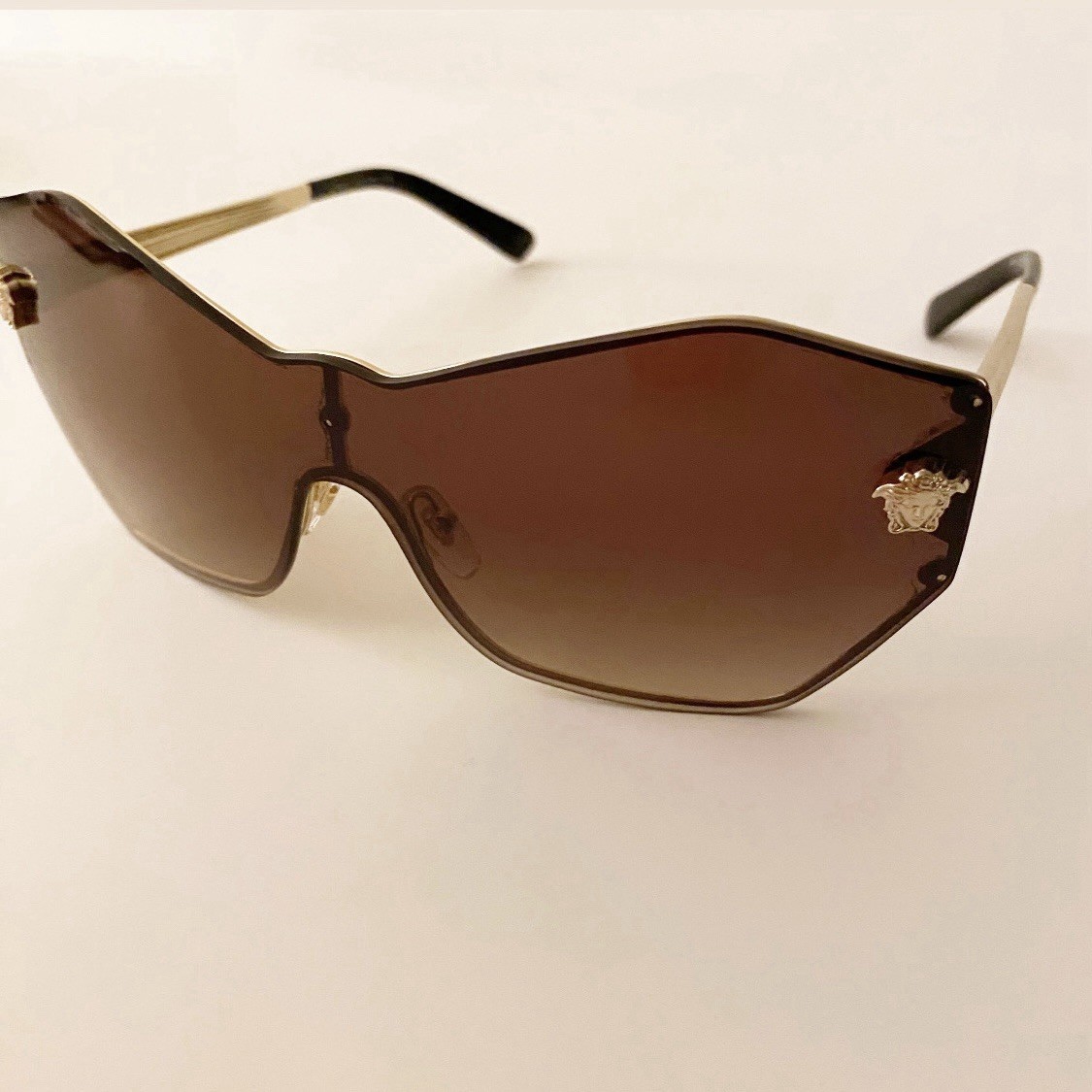 VERSACE | Shield SunglassesGold-Brown Gradient Wo… - image 2