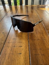 Oakley Sutro Lite