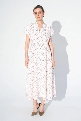 Dress with pleats, print on milky