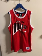 Target NBA Red Chicago Bulls Basketball Singet Youth Size 12 BNWT