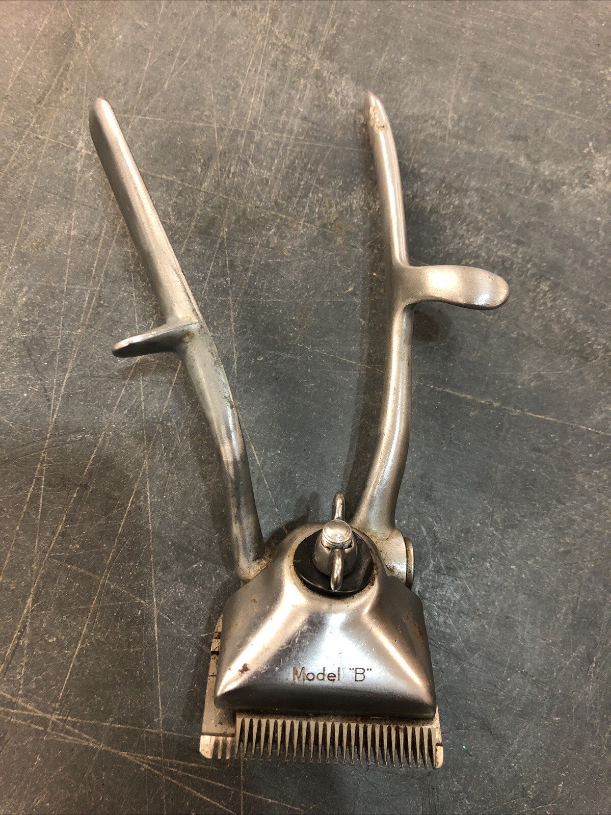 Vintage John Oster Mfg Co U.S.A. Hair Clipper Handheld Trimmer Model B No. 0