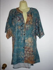 C.O.Z.Y. BUTTON UP TUNIC TOP-NWT--SZ XXL-SHORT SLEEVE-V NECK-MUTED MULTICOLOR