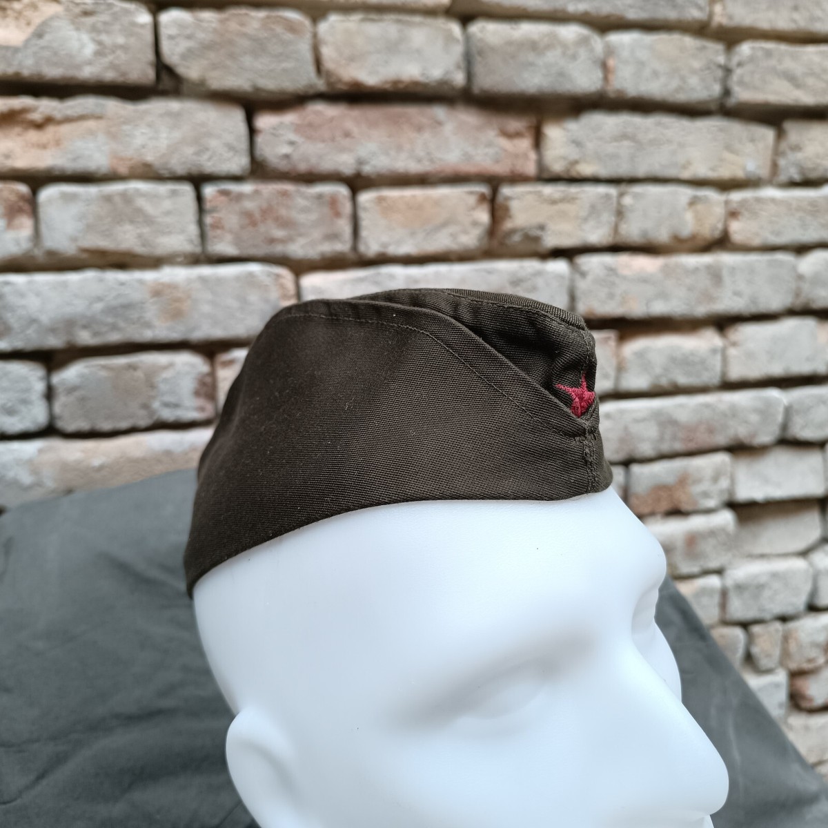 M81 cap JNA Yugoslav 'diverzantska' titovka - paratroopers and
