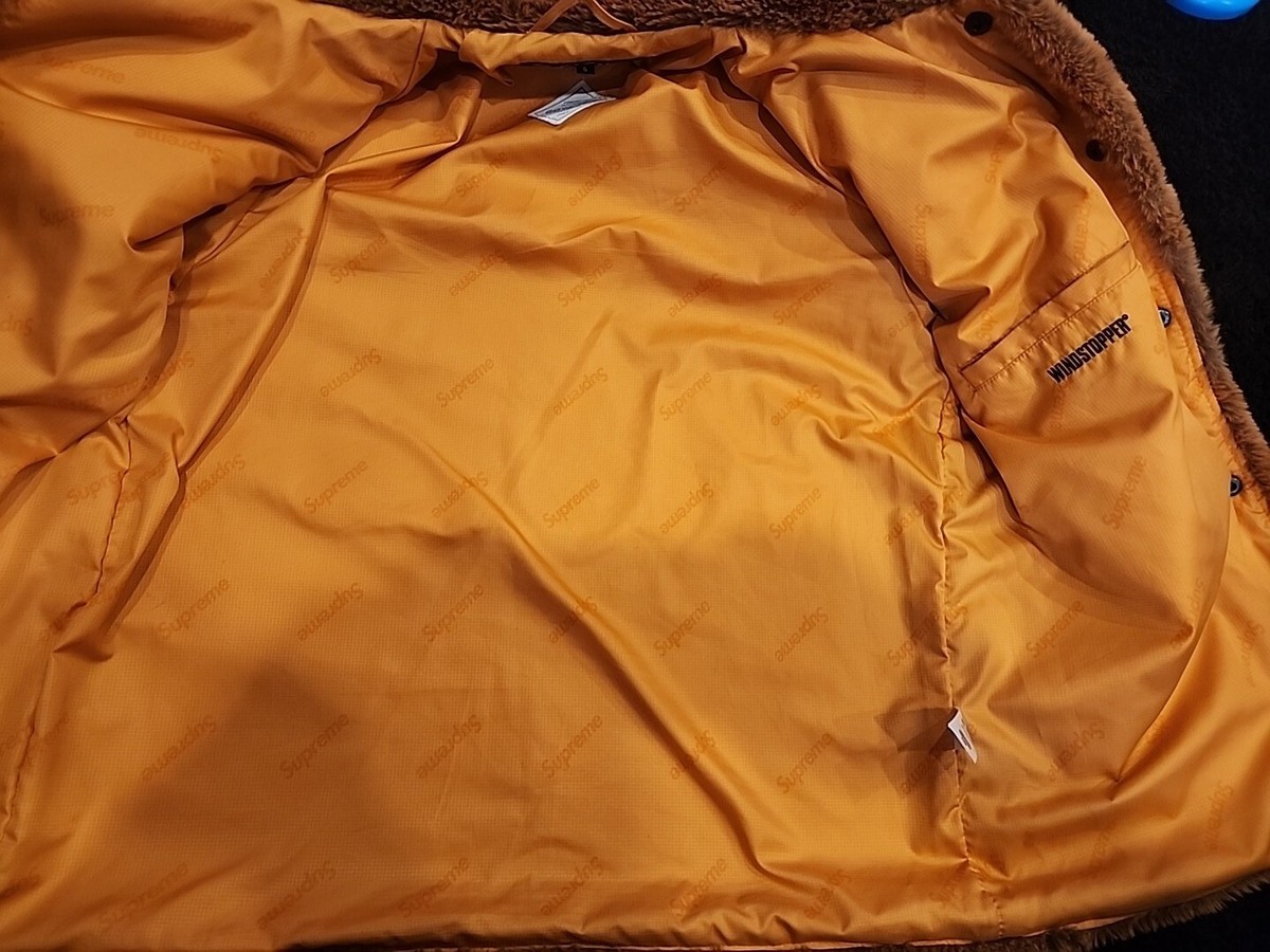 ULTRA RARE Supreme X Gore-Tex Box Logo 2-Tone Faux Fur Shop ULTRA RARE Supreme X Gore-Tex Box Logo 2-Tone Faux Fur Shop