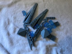 Legos 9lbs Assorted Parts and pieces sort by color / Lego Creator 4107