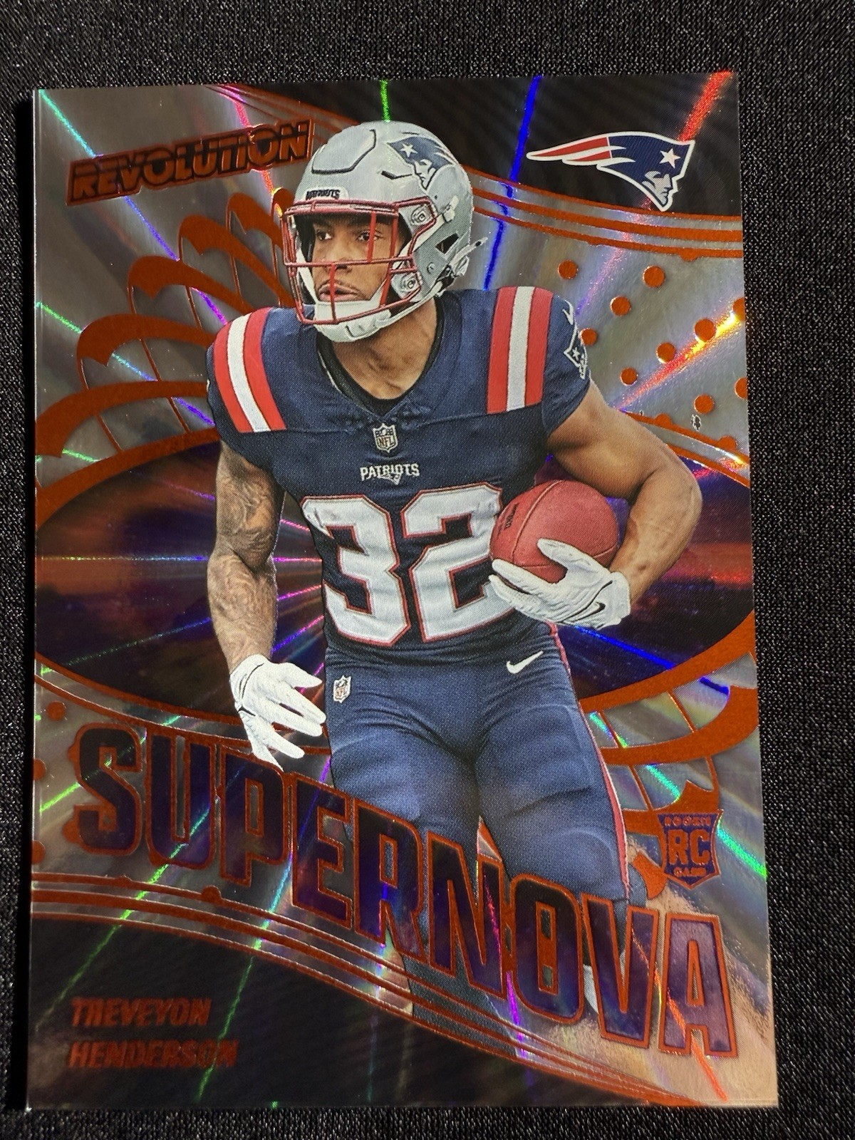 2025 Panini Revolution Treveyon Henderson Supernova Sunburst /18 Rookie Card RC