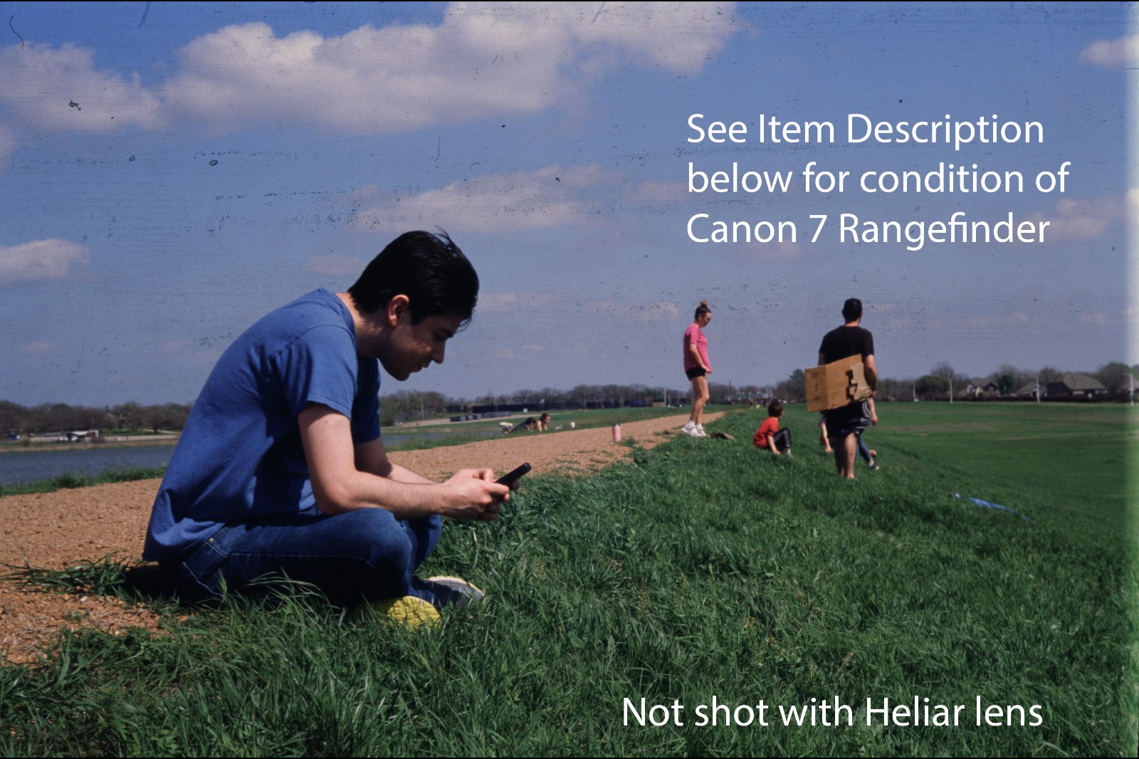 (Near Mint) Voigtlander Heliar 40mm f2.8 ASPH LTM lens with Canon 7 35mm Camera