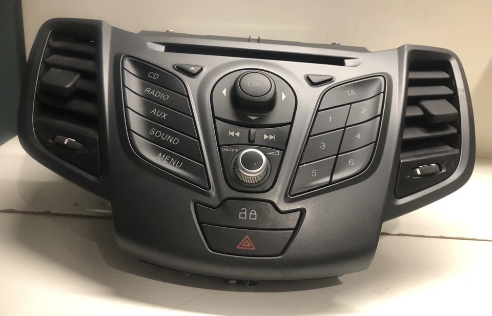 Autoradio-stereo  FORD FIESTA 6S Anno 2008-2017 10R-035512 usato - Immagine 2 di 4