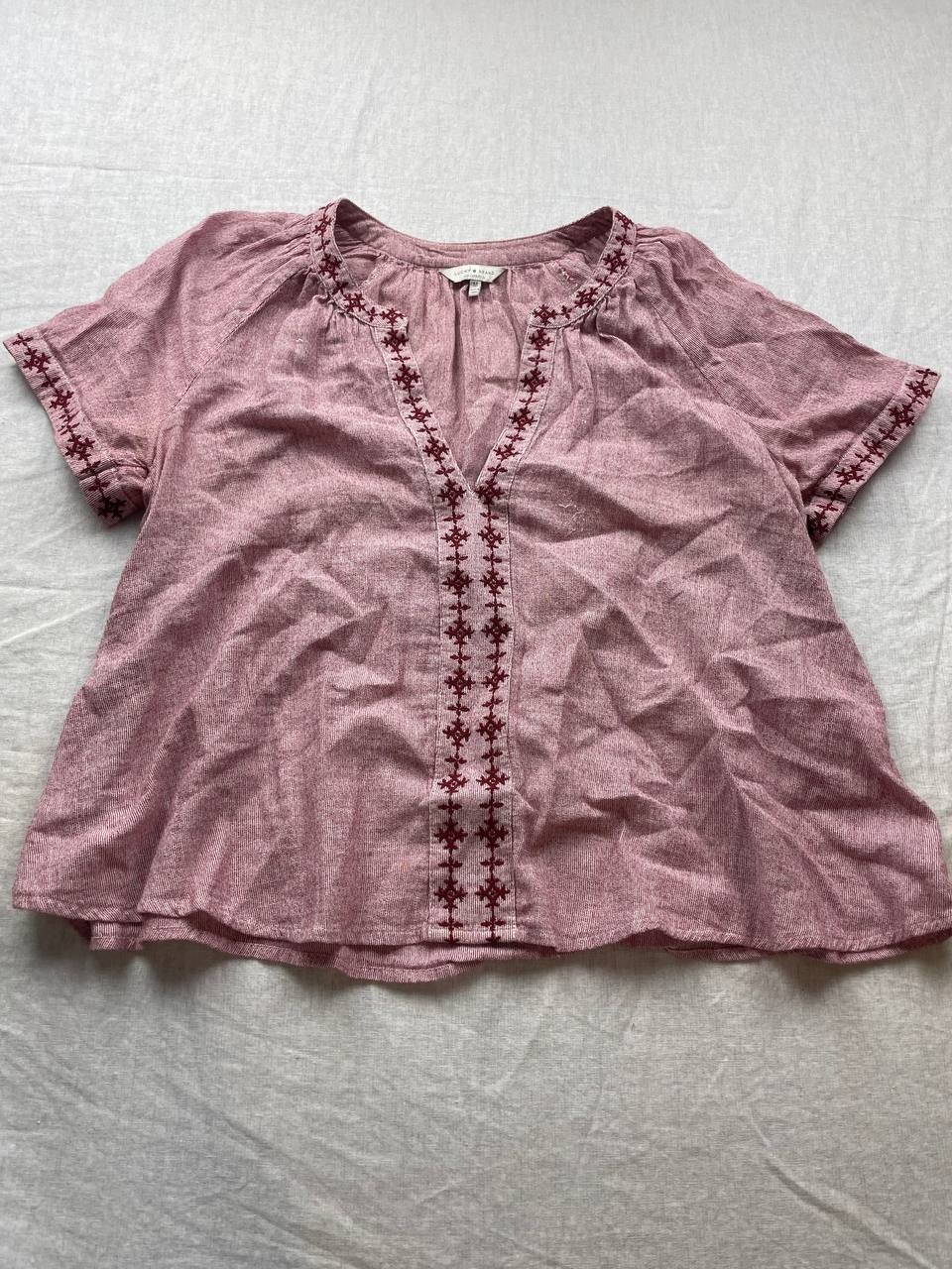 Lucky Brand Blouse Top Womens Medium Pink Embroidered Short Sleeve V-Neck