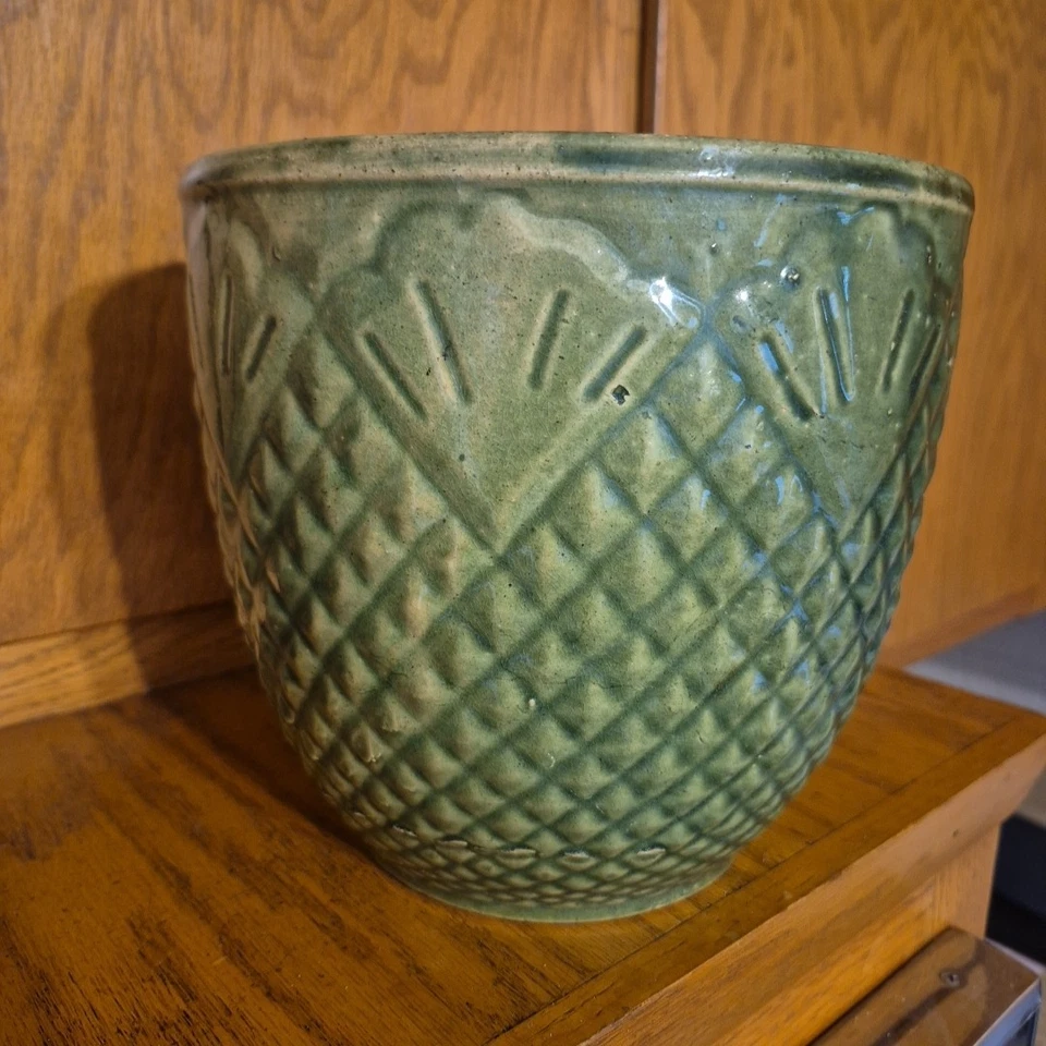 R.R.P.Co Robinson Ransbottom Pottery Jardiniere/Planter "Pineapple " Pattern - Image 3 of 4