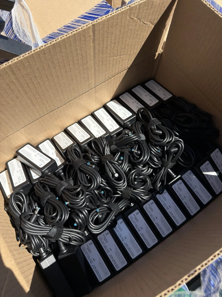 10 x Adaptador de corriente alterna 100% HP 45W punta azul genuino (reetiquetado, sin cable de alimentación) Foto 2 de 4