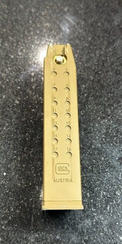 Umarex Glock 17 Airsoft Magazine Clip Great Shape