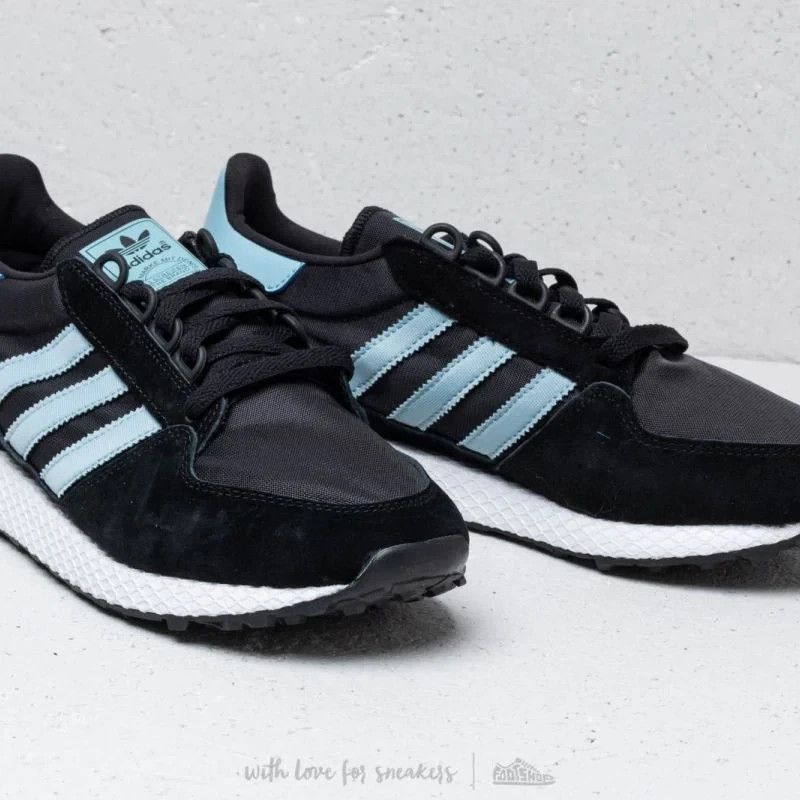 Adidas Originales Forest Grove Entrenadores Negro Gris - Reino Unido 4.5 - Nuevo con etiquetas - PVP £75