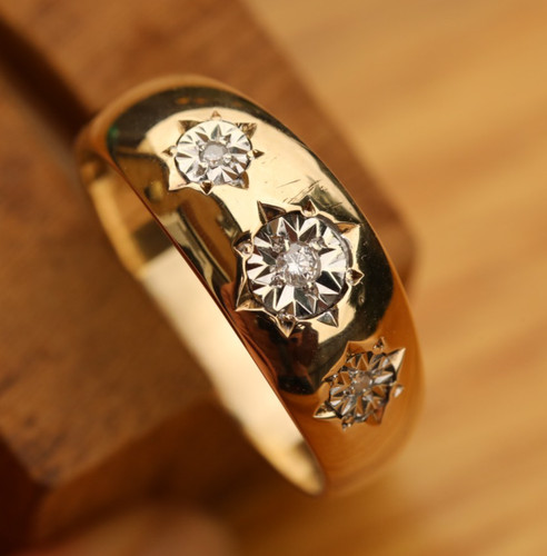 Band Ring 3 Diamonds
