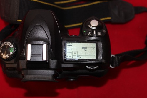 Nikon D50 6.1 MP Digital SLR Camera - Black (Body Only) PARTS/REPAIR - Picture 12 of 12