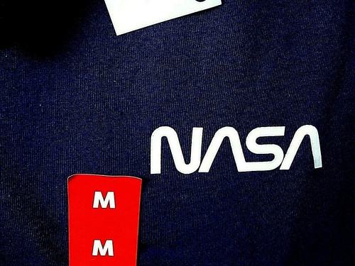 🚀 NEW Licensed NASA M Mens US 1992 Navy Cotton Tshirt DESIGNWORKS Printed Shirt - Imagen 6 de 16