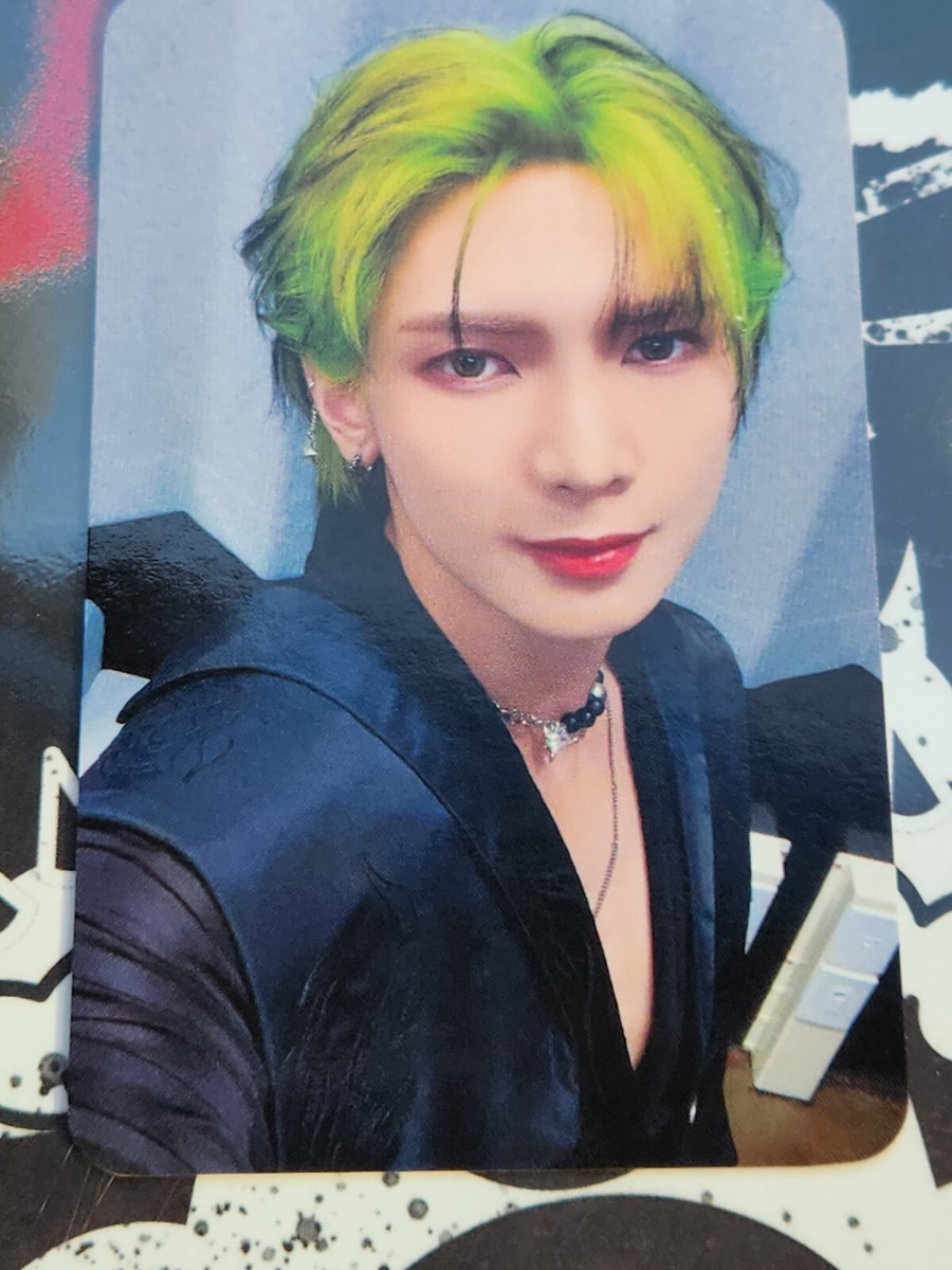 アチズ サン WILL バインダー トレカ ATEEZ HARDCOVER PHOTOCARD BINDER [THE WORLD EP.FIN : WILL