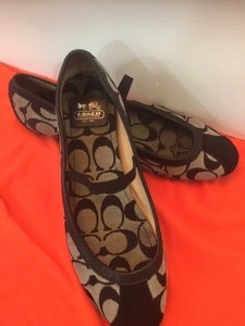 coach black ballet flats