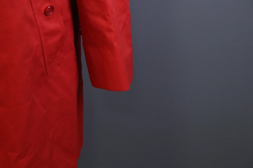 Gabardina asimétrica con botones rojos Burberrys cuello abrigo chaqueta Foto 4 de 4