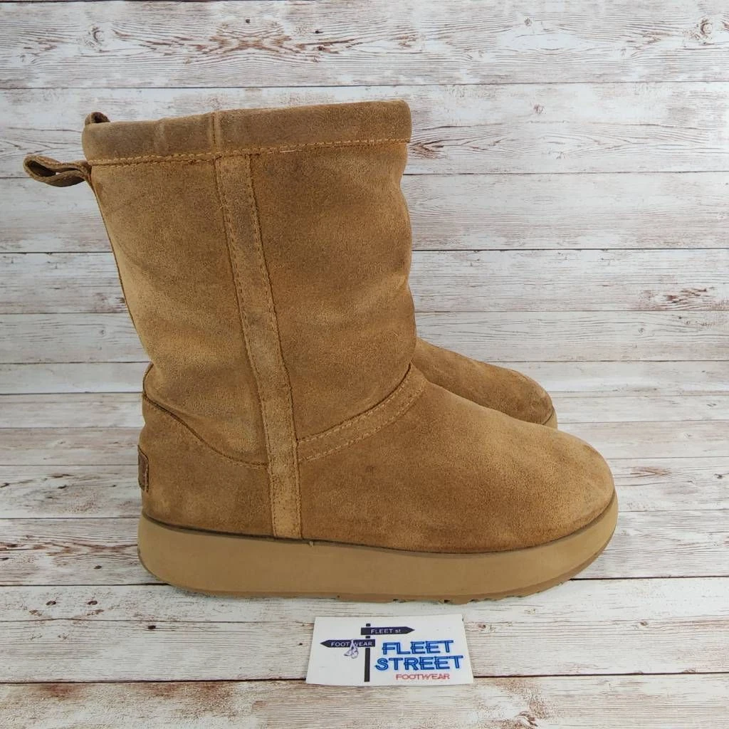 Ugg Australia Womens Classic Short Lambskin Vibram Fur Lined Boots