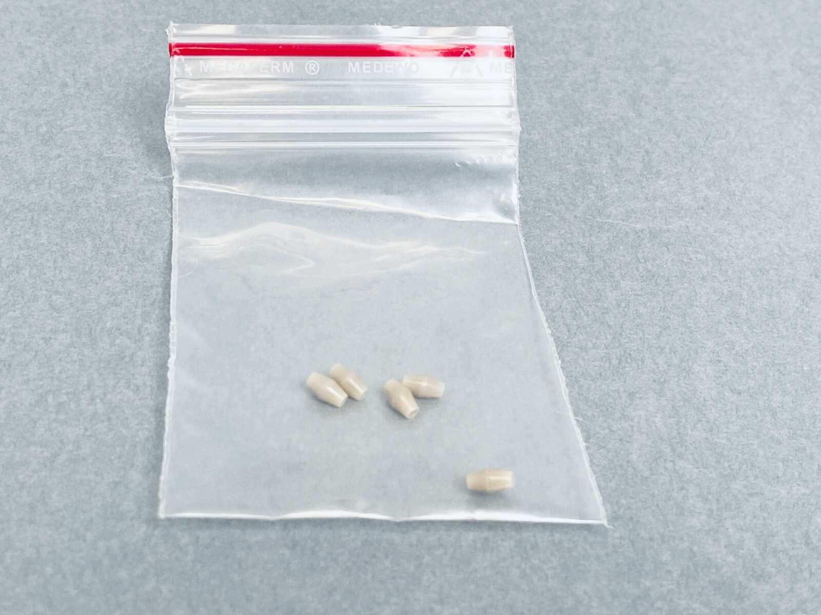 Thermo Scientific Fitting Bolt 10-32 Double Cone Total of 5 Fittings