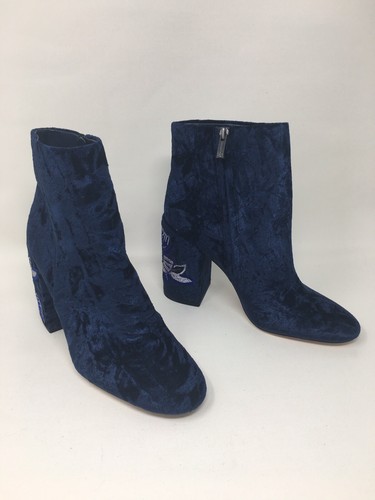Jessica Simpson Blue Velvet Wazlin 
