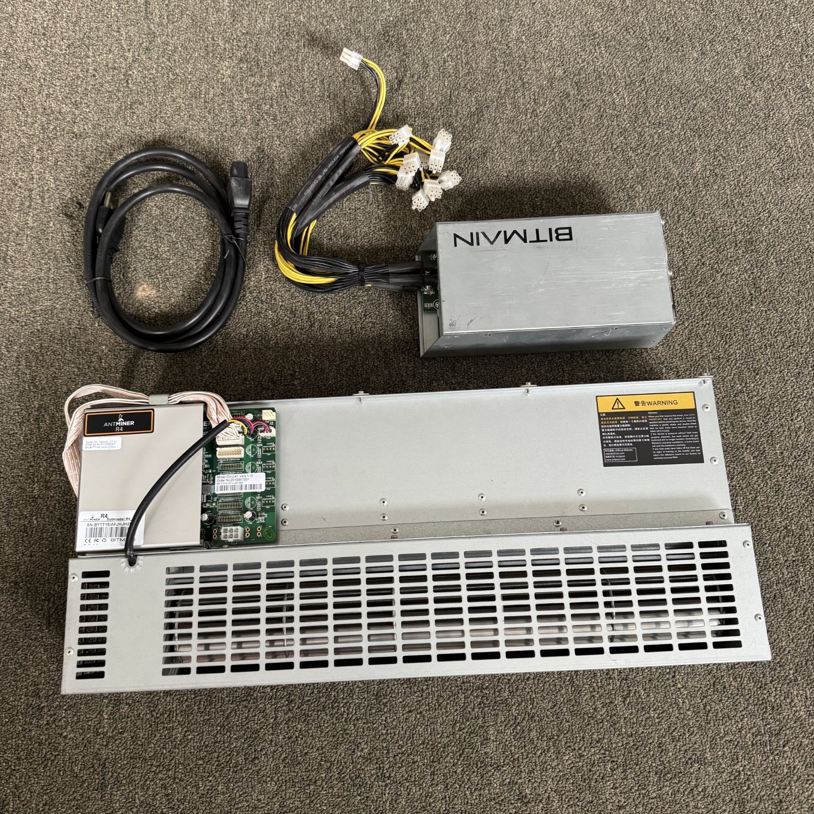 🟢 Bitcoin Miner Antminer R4 7-9 TH/s Fully Hashing! PSU included + power cord
