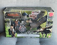 The Chronicles of Narnia CASTLE RAID GRYPHON & EDMUND PEVENSIE figure NRFB 2007