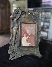 Vintage Art Nouveau Style Picture Frame Figur...