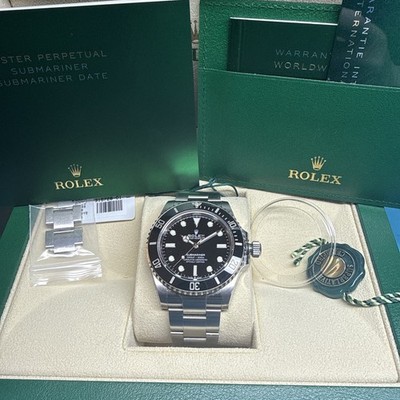 2022 Rolex Submariner 124060 Silver Oyster Bracelet with Black Bezel. Warranty.
