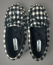 Minnetonka Women  s Size 9 Checked Flannel Fur Lined Moccasin Slippers 44246