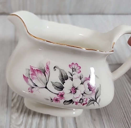 Lido WS George Canarytone - Creamer - Cream w/ Pink Flowers Gold Trim - Picture 11 of 11