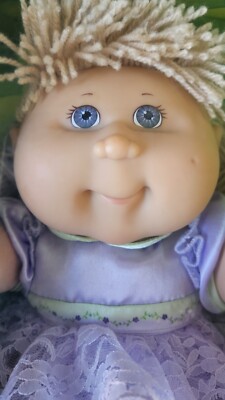  CABBAGE PATCH KIDS YARN HAIR 2004-  PURPLE DRESS SHELBY MAXINE 0CT. 17TH - NEW