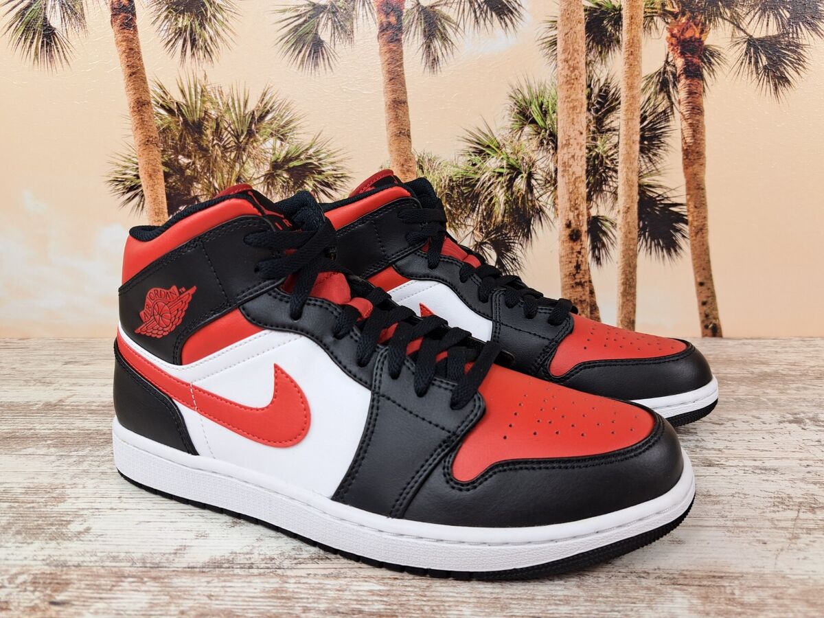 Nike Air Jordan 1 Mid White Chicago Bred Toe 2022 554724-079 Nike Air Jordan 1 Mid White Chicago Bred Toe 2022 554724-079
