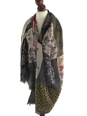 Tuch Halstuch Stola Schal Boutique Grau Garten Messe Bunt Blumen Schmetterling