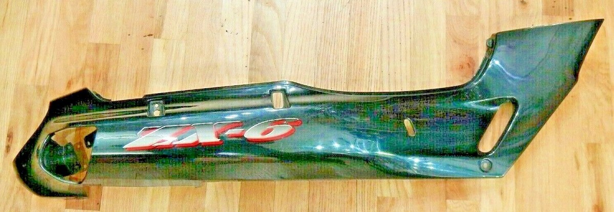 KAWASAKI NINJA ZX-6R ZX600R 1993-2003 RIGHT SIDE SEAT COWL 36001