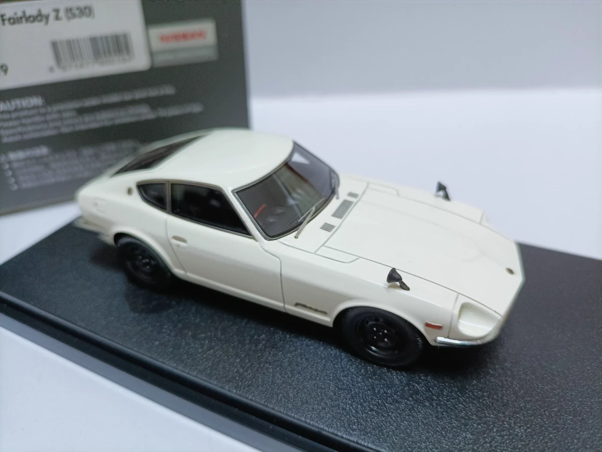 EBBRO NISSAN FAIRLADY Z (S30) 1/24 ホワイト 3524-1_1200x1200.jpg?v=1727660628