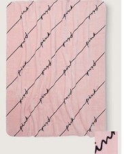 Victoria Secret PINK COZY SHERPA BLANKET 2022 GREY LOGO - NEW