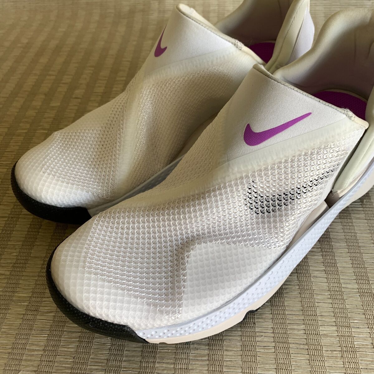 Nike Womens Go Flyease DR5540-104 Off White Purple Easy On Nike Womens Go Flyease DR5540-104 Off White Purple Easy On