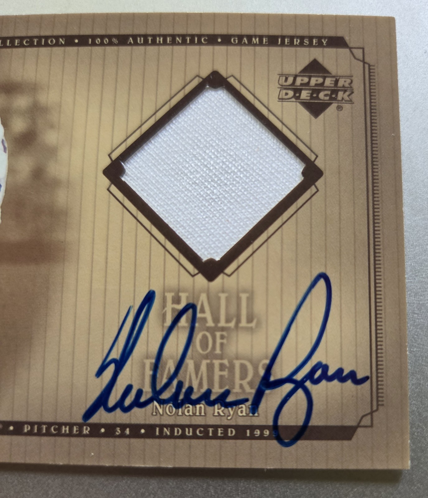 2001 UD Hall Of Famers Nolan Ryan Cooperstown Collection on card GU Jersey-Auto view 4