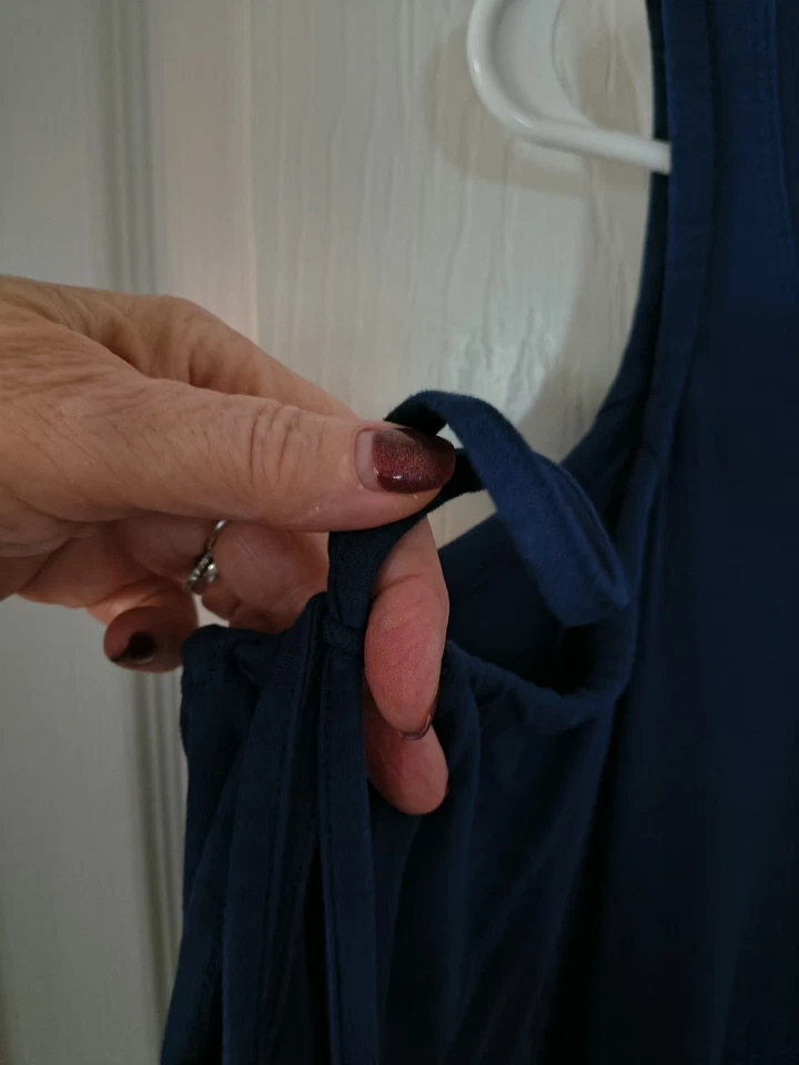 Top Torrid Súper Suave Tejido Hombro Frío Talla 1 P2P 22 LONGITUD 29 Azul  Foto 4 de 4