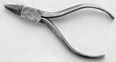 4.25  Unbranded Flat Tip All Metal Pliers / Jeweler Watchmaker / Mt Top Tools