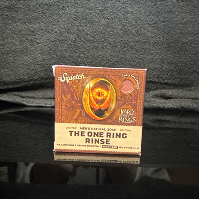 Dr. Squatch Ltd Ed. Bar Soap Lord Of The Rings The One Ring Rinse Heavy Grit 5oz