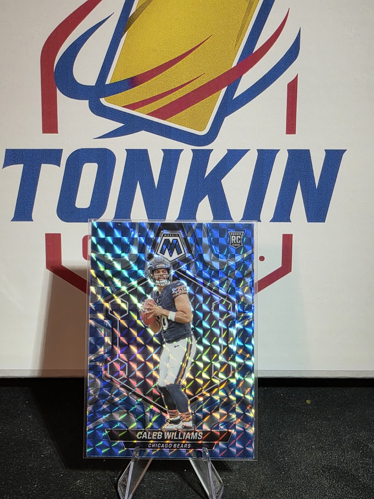 2024 Panini Mosaic - Rookies Caleb Williams #301 Reactive Blue Mosaic Prizm (RC)