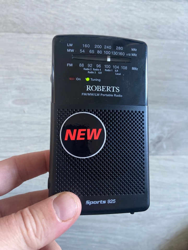 Mini Basballs Roberts Sports 925 Analogue Mini Pocket Portable Radio FM/MW/LW New ...