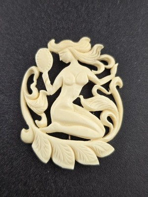 Vtg ART DECO INTRICATELY CARVED CREAM CELLULOID  NUDE W/ Mirror LADY Brooch/ Pin