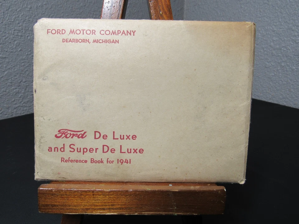 Ford V-8 1941 de colección manual del propietario de lujo y súper lujo libro de instrucciones de referencia Foto 3 de 4
