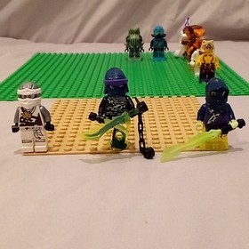 LEGO Minifigure Ninjago Lot 25 Pcs Pythor Garamadon Sensi Wu